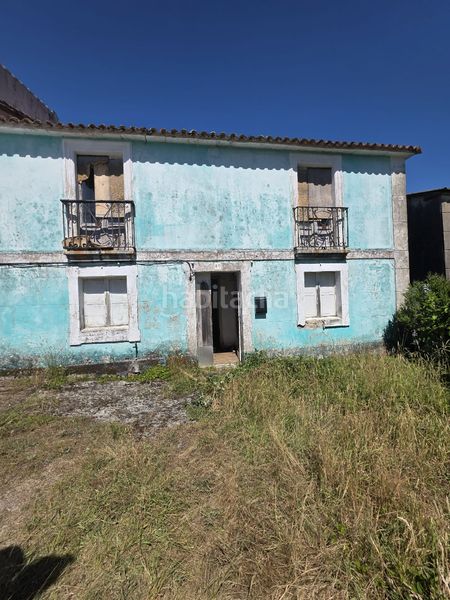Foto 4df16cdb-bdba-46f6-8e6b-c015b98e8965. Casa adossada a Área Rural Ferrol