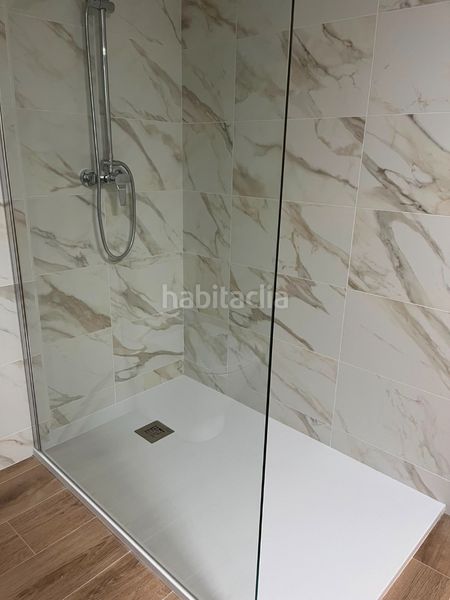Foto 0ce08c67-59d6-481c-b3c6-421ec6c3fef0. Rent flat with heating in Centro Ferrol