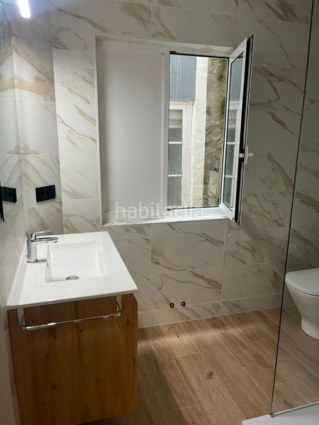 Foto 2a2c2073-1185-4c13-ad65-02eda10bf366. Rent flat with heating in Centro Ferrol