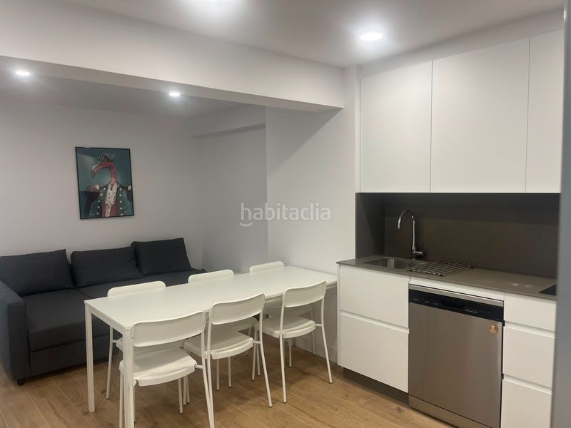Foto 5781e2d8-e8e1-4779-a710-9b69e7c7362f. Rent flat with heating in Centro Ferrol