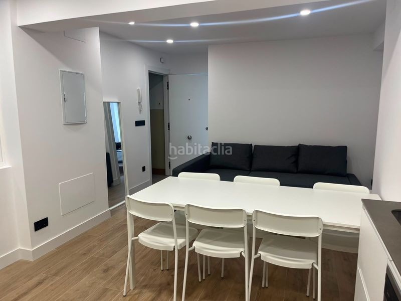 Foto 7bcae63c-6332-4dec-86e7-aa330279055b. Rent flat with heating in Centro Ferrol