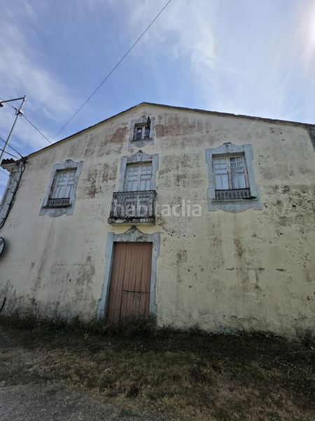 Foto fe550023-8f24-4a9d-a2f8-d9c7aa29fd59. Casa adossada a Piñeiros - Freixeiro Narón