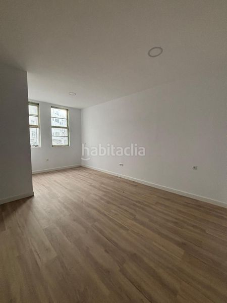 Foto 90defe29-aa2f-4ce5-a286-1c07347fc971. Pis a Zona Ultramar Ferrol