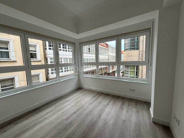 Foto bf1c4b67-1ed9-46a3-8415-60f5c718eb90. Apartament a Centro Ferrol