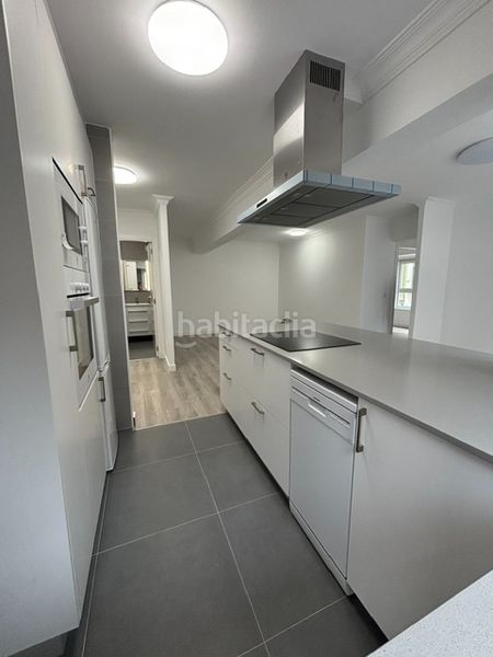 Foto f1c719c3-39cc-420e-b27b-f3d5a187f937. Apartament a Centro Ferrol