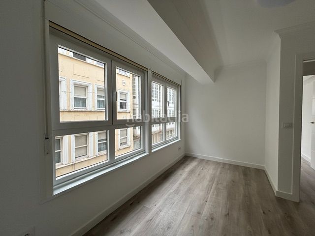 Foto f8b65308-5b64-407b-b5e9-62be354464a0. Apartament a Centro Ferrol