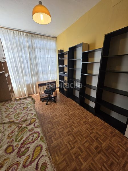 Foto 0bca8363-ae88-403e-8861-9771ad15217f. Pis a Centro Ferrol