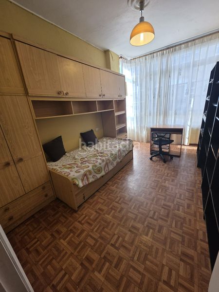 Foto 0d680b07-6c08-4cee-83d6-a6cbec7ee5be. Pis a Centro Ferrol
