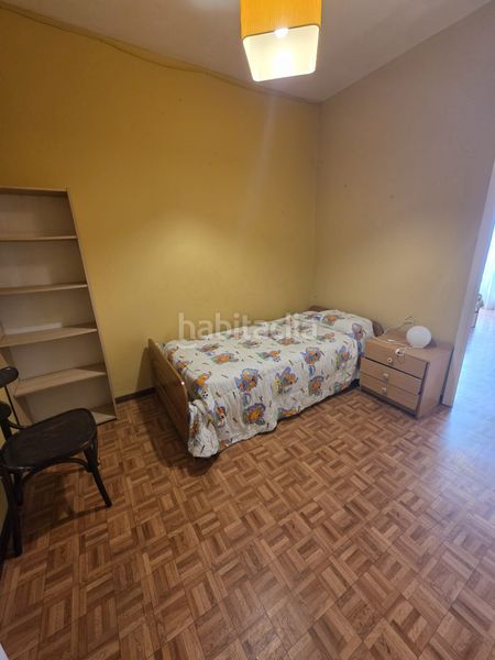 Foto 430a6ef3-92e8-4cff-bba9-19f0785e41a4. Pis a Centro Ferrol