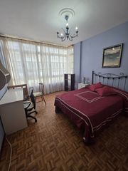 Appartement à Centro. Piso amplio en calle peatonal