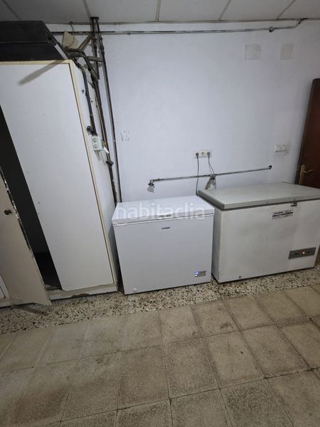 Foto 416a7587-52b0-4cb3-adec-d38bfbb61e0d. Miete geschäftsraum in O Feal - Xubia Narón