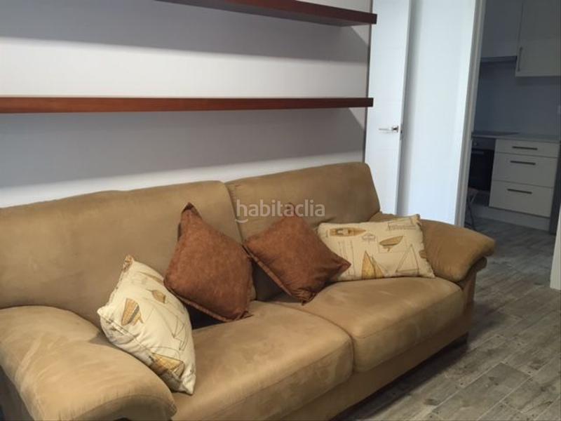 Foto 5bf6644e-27f0-4bb1-9df1-d09906647248. Miete etagenwohnung mit heizung in Esteiro Ferrol