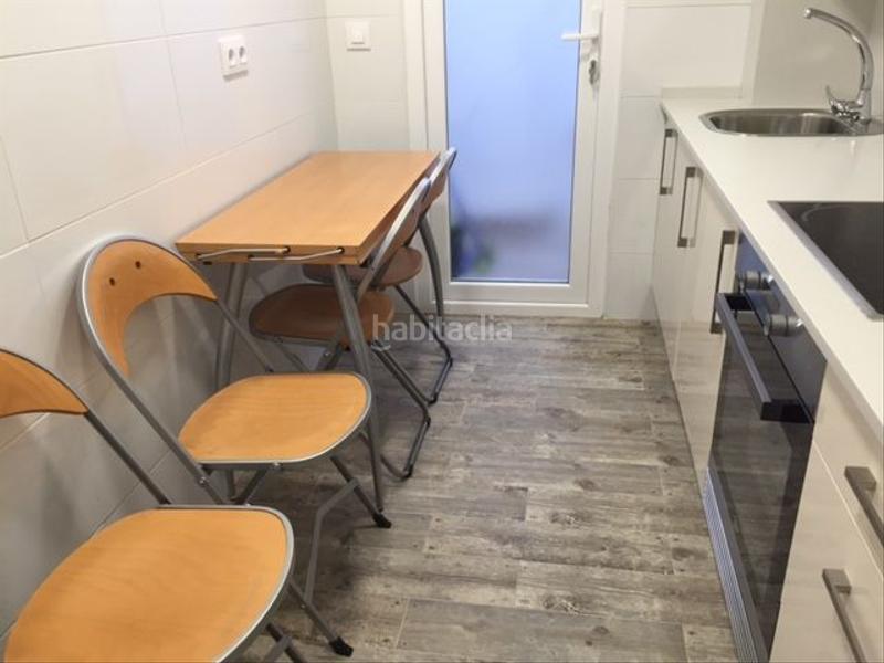 Foto 4e7db468-8905-47bc-80b7-ace633ccbb0f. Rent flat with heating in Esteiro Ferrol