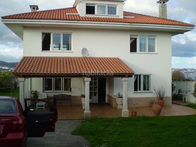 Foto 52a9a4f7-ffdb-4074-84f4-6aff62f5a260. Alquiler chalet espectacular chalet en Mugardos
