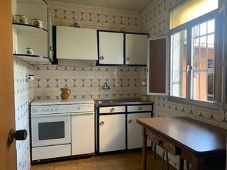 Maison jumelée à San Juan. Vivienda unifamiliar para reformar