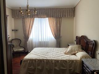 Rent Flat in Centro. Estupenda vivienda en la zona de esteiro