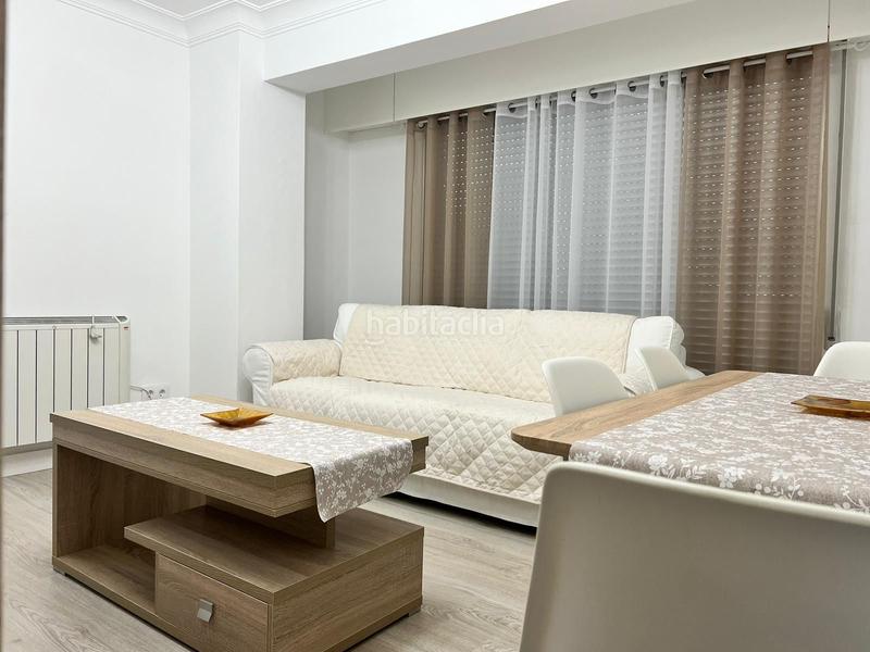 Foto b76f02f9-71bd-49c6-8107-aa561c2daa70. Miete etagenwohnung mit heizung in Porta Nova Ferrol