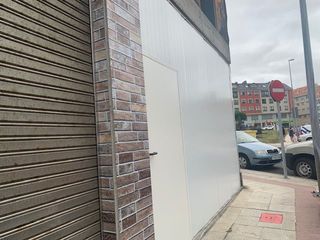 Lloguer Local Comercial a Alto del Castaño. Local en obra zona ayuntamiento