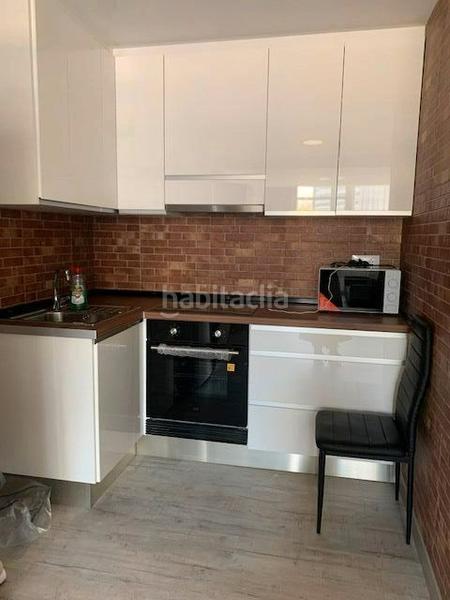 Foto 7ae61815-c4d8-4b3f-bb8d-ce6b4efb20cf. Alquiler piso estupendo piso recién reformado zona universitaria, Esteiro en Ferrol