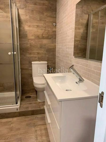 Foto b5846593-35cd-434b-b6fc-b2de8e97ac6c. Alquiler piso estupendo piso recién reformado zona universitaria, Esteiro en Ferrol