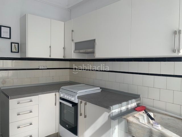 Foto 882c6065-a905-4332-9a77-6790c183e8e5. Lloguer pis amb calefacció a Centro Ferrol