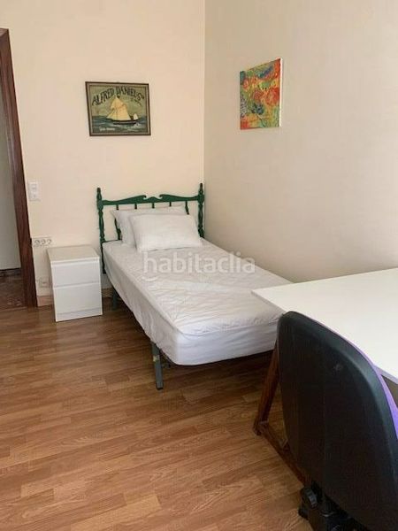 Foto be75adf5-032d-42a5-b50a-5b19fd794d59. Rent flat with heating in Centro Ferrol