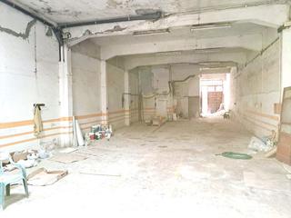 Lloguer Local Comercial  Rúa eugenio carré aldao. Bajo  de 180 metros, completamente diáfano, con altura, posibili