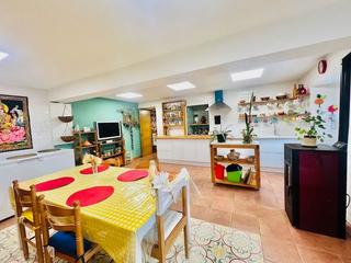 Casa a Begonte. Se vende casa en baamonde , con finca cerrada de 2.000mts.