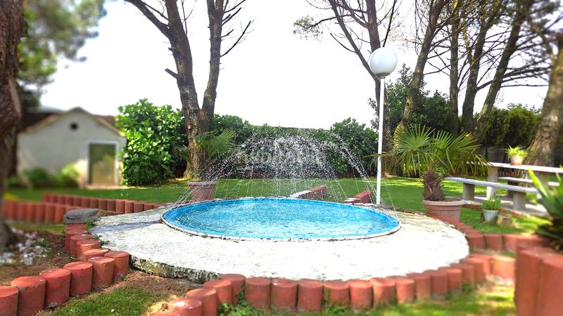 Foto 12f9fa3d-093b-4b19-a026-a98684a7bcd1. Casa amb xemeneia calefacció aparcament a Carral