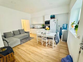 Loft a Sagrada Familia. Se vende moderno loft de 63 m², perfectamente distribuido  en sa