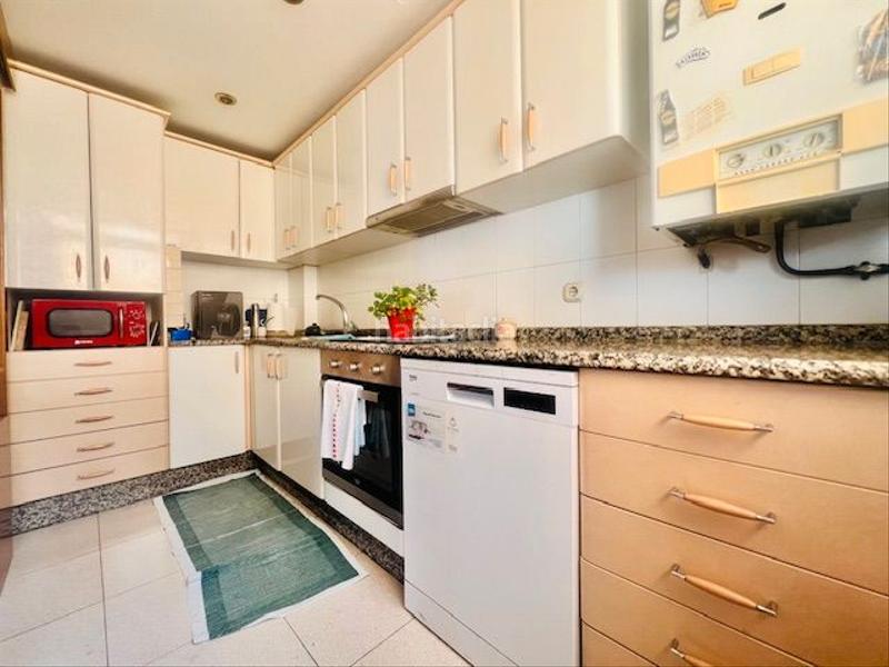 Foto f85b3bdb-0ebc-4da7-b05c-730004882eb7. Appartamento con riscaldamento parcheggio in Elviña - A Zapateira Coruña (A)