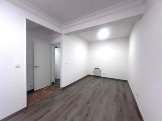 Apartament a Os Mallos. Se vende fantástico piso totalmente reformado de 61 m², ideal ta