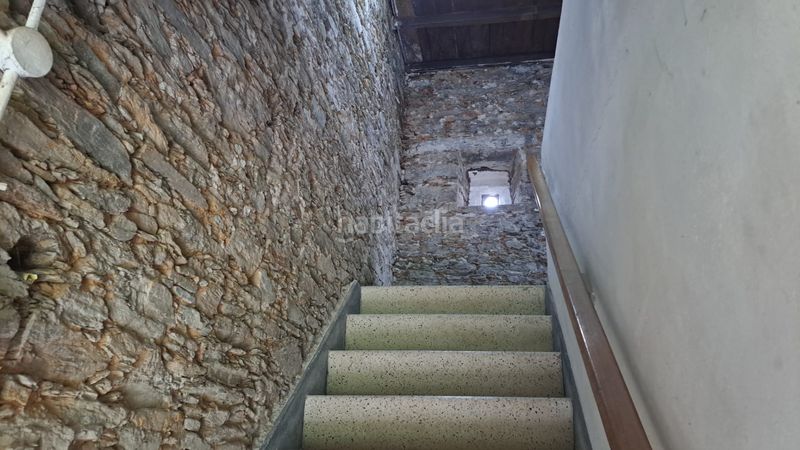 Foto 5b2d6a89-a953-481d-81ea-42fe4bb54ea3. Masia amb aparcament a Frades