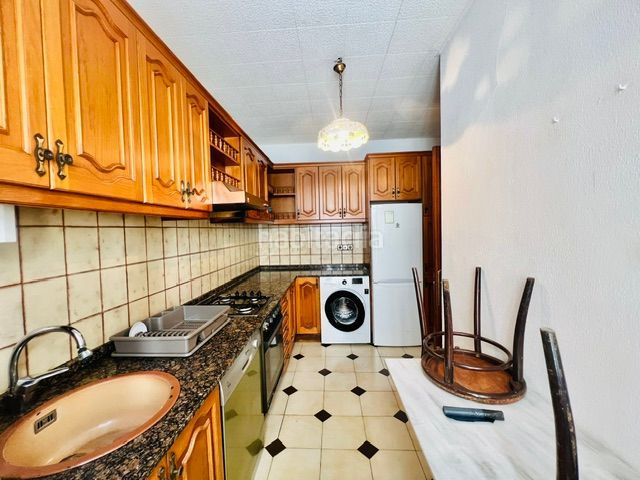 Foto 589eed55-6530-438a-b296-03c6c2273b49. Rent flat in Os Mallos Coruña (A)