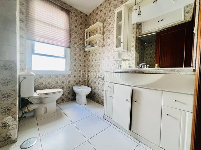 Foto 63962e6f-f923-4501-9444-3c184de8acc2. Rent flat in Os Mallos Coruña (A)