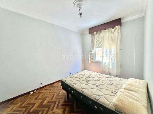 Foto 66b18927-381e-4ec3-b506-fd9731029406. Rent flat in Os Mallos Coruña (A)