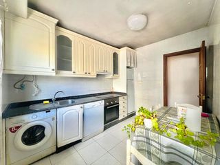 Flat  Ronda de outeiro. Piso 2 habitaciones, exterior en venta – luminoso y con gran pot