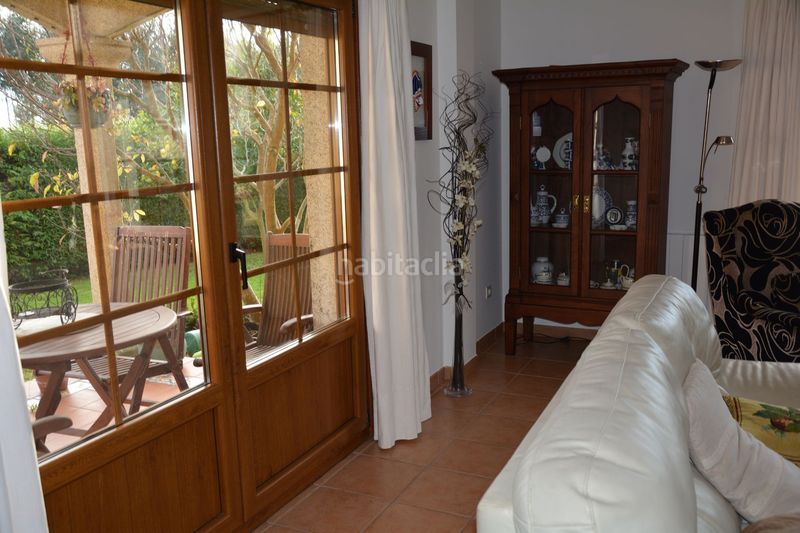 Foto bfd46f1f-094f-4975-97d1-40e6cd54880e. Casa amb calefacció a Cambre