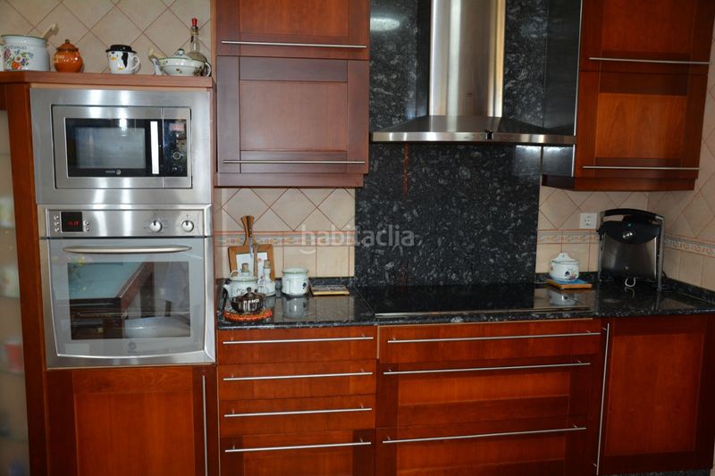 Foto cf6d8dc3-af9a-4af7-a4de-92307ca83ef7. Casa amb calefacció a Cambre