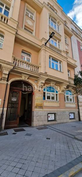 Foto 9ba3a448-b4b4-4215-a1c3-6064f26d0df1. Location local commercial dans calle gamazo 11 dans Valladolid