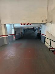 Car parking in Carrer de Mallorca 83
