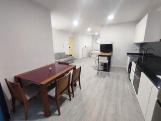 Rent Flat  Carrer d'alexandre de torrelles. Piso totalmente reformado