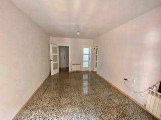 Miete Etagenwohnung  Carrer de les camèlies. Piso totalmente reformado