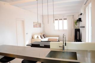 Appartement  Carrer de ros de olano. Piso totalmente reformado