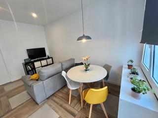 Pis  Carrer de les camlies. Dplex totalmente reformado