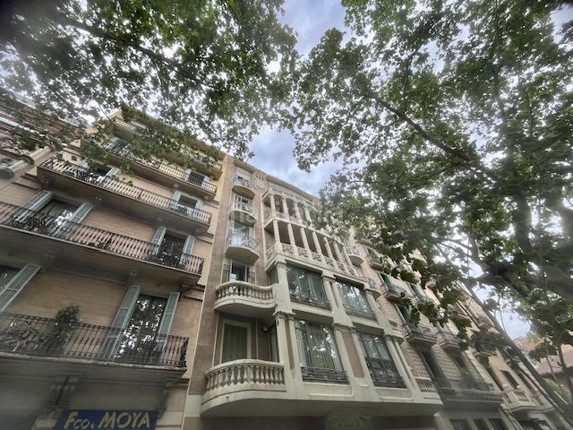 Foto 2e6c2521-a07f-483d-a2e6-16ba0f8f45b8. Pis amb calefacció a La Nova Esquerra de l´Eixample Barcelona