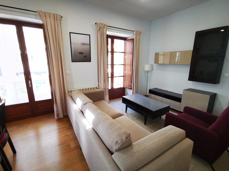 Foto d4f5a62d-e8ac-48d6-a4cb-895717216853. Rent flat with heating in Centro Ferrol