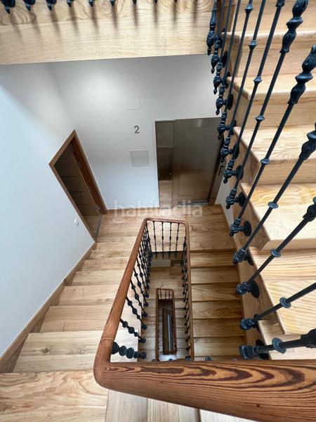 Foto 38810b5e-819d-4cc1-837f-13b4657a49ec. Rent flat with heating in Casco Histórico Santiago de Compostela