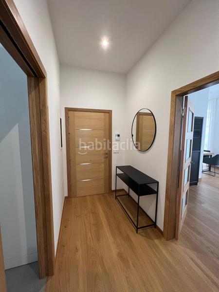 Foto 96a4a5df-d5e6-43c2-868e-991594e23466. Rent flat with heating in Casco Histórico Santiago de Compostela