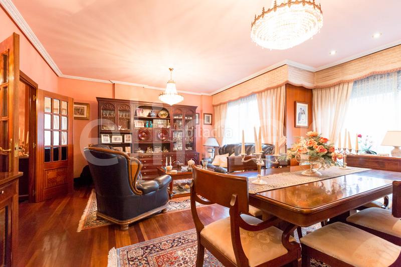 Foto 54a18a4a-19e6-4c39-9b66-f132c3d9e7d0. Appartement avec chauffage parking dans Ensanche - Moyua - Diputación Bilbao